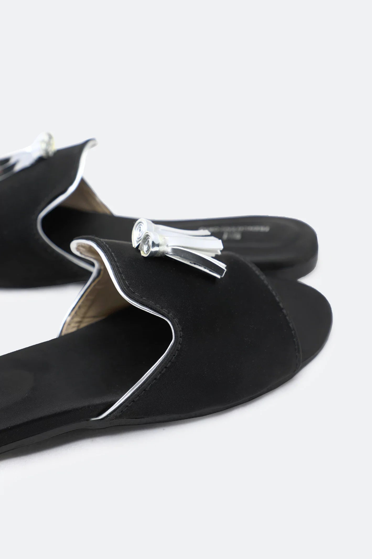Black Ladies Casual Slippers