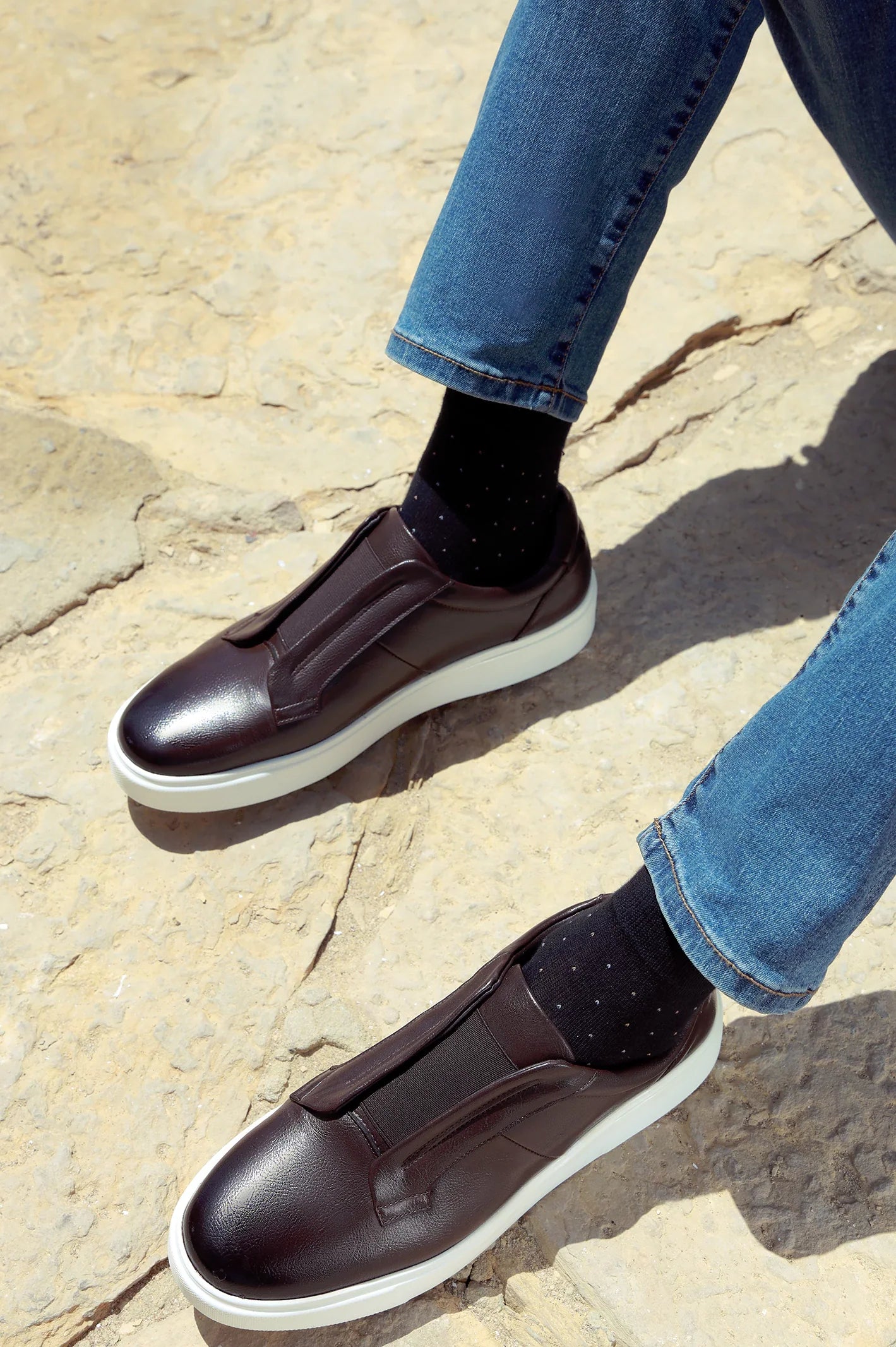Coffee Men Casual Sneaker