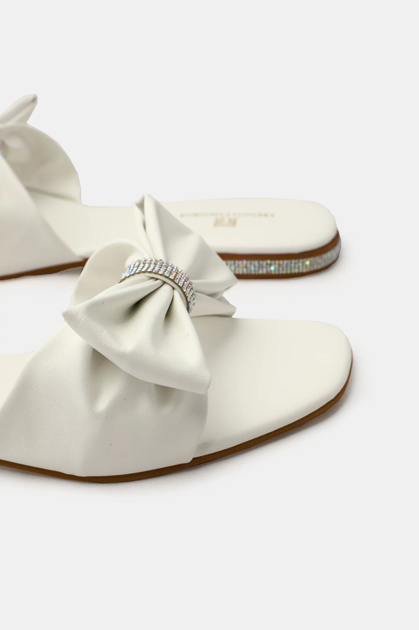 White Ladies Casual Slippers From French Emporio By Diners